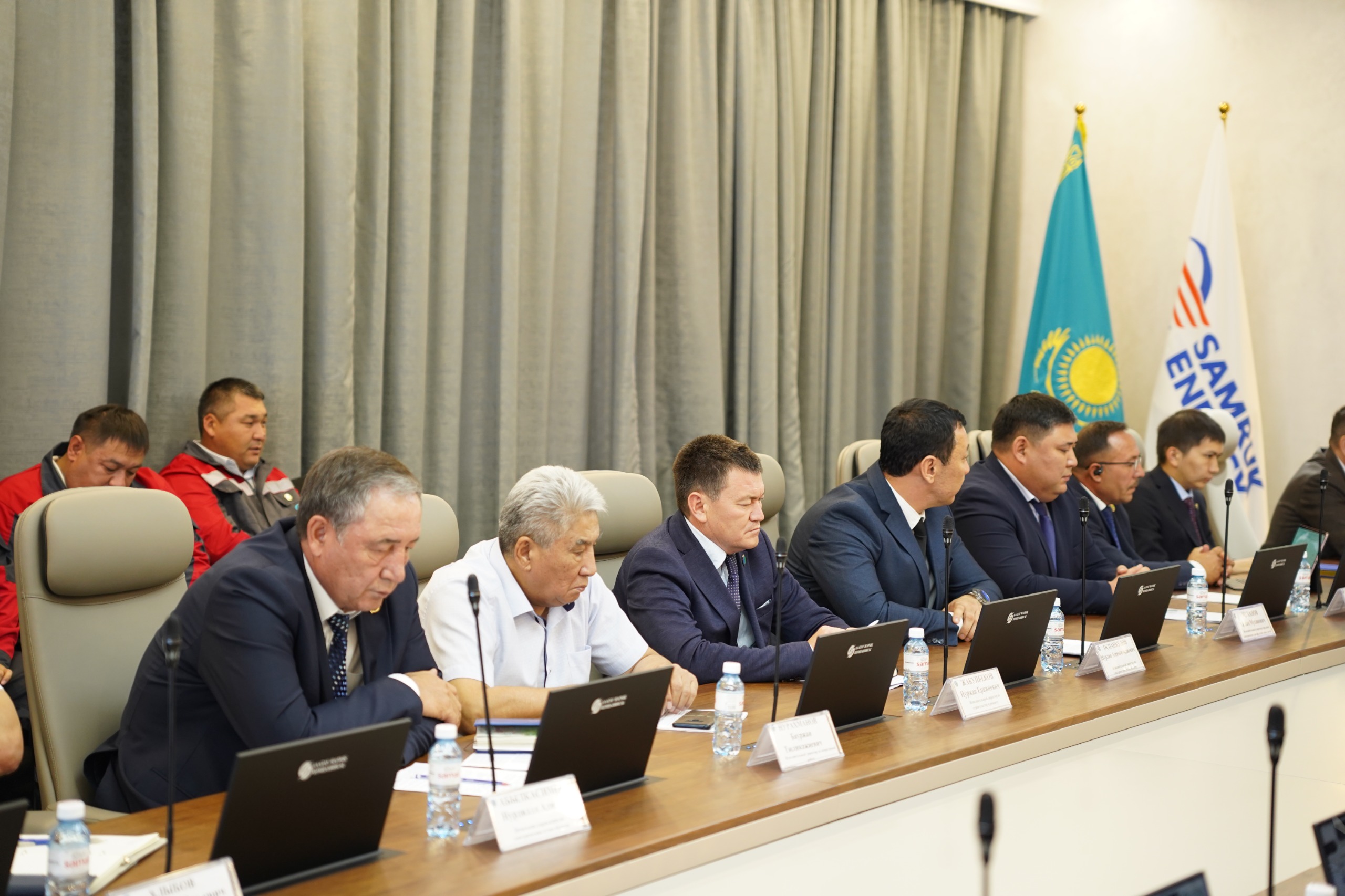 Участники рабочего совещания